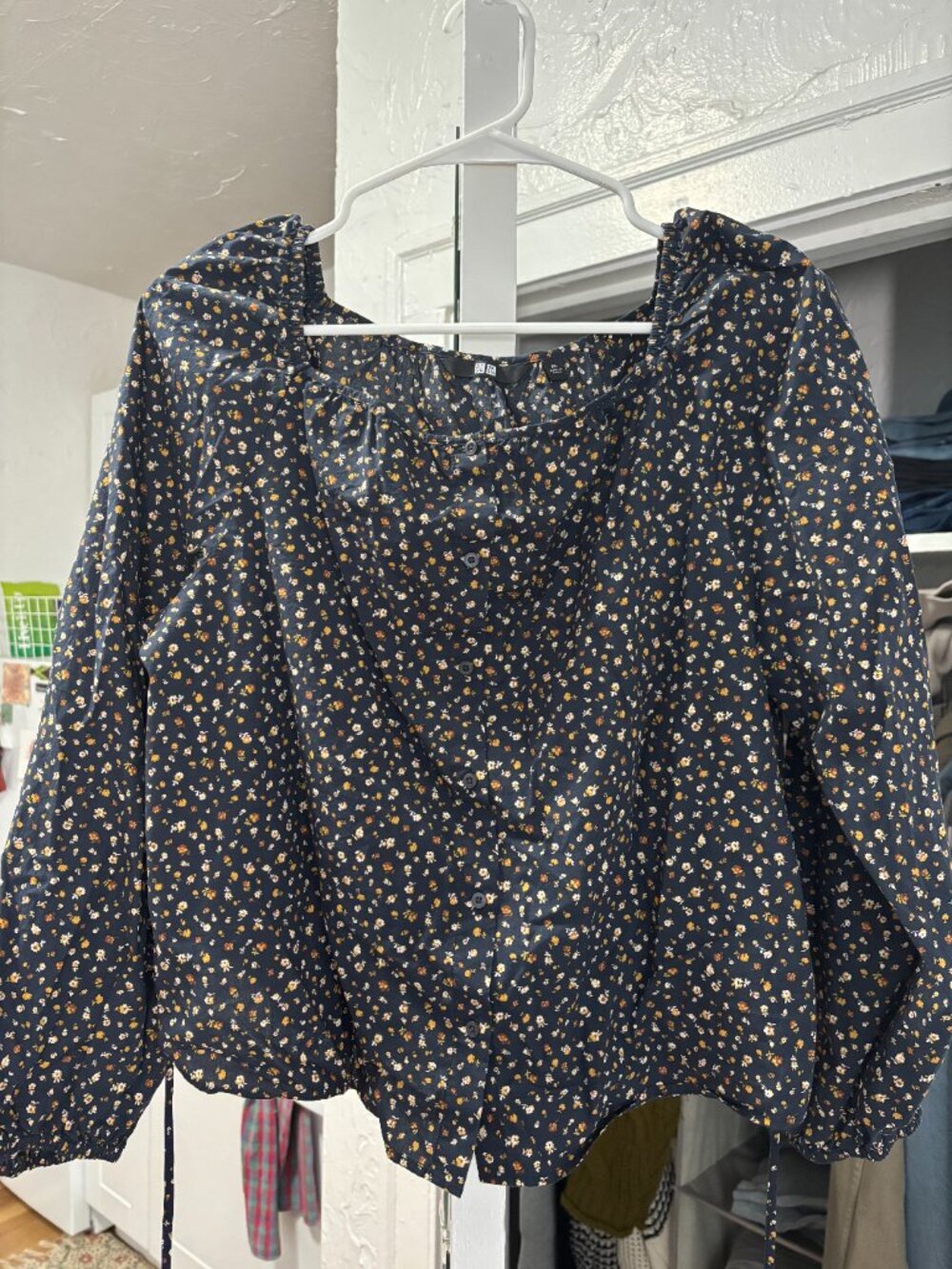 Uniqlo Navy Floral Tie-Back Peasant Blouse – Size XL